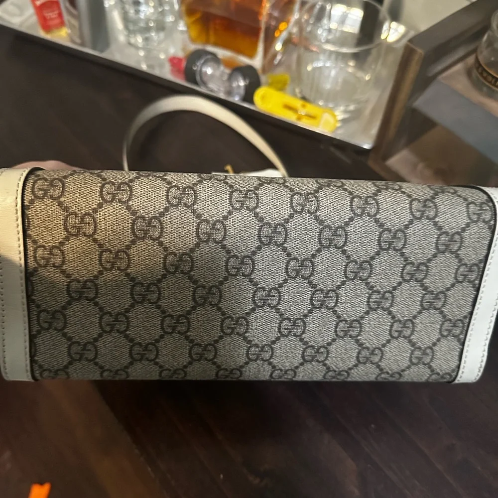 GG padlock Gucci shoulder bag - Picture 6 of 11